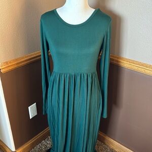 NEW Long Sleeve, Floor Length Green Dress